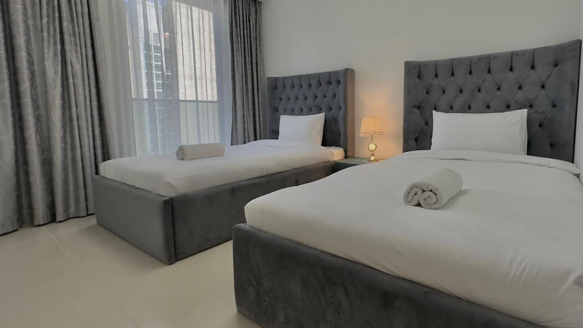 Appartamento Stunning 3Br With Burj Khalifa & Fountain Views By Bhavan Vacation Homes Dubai